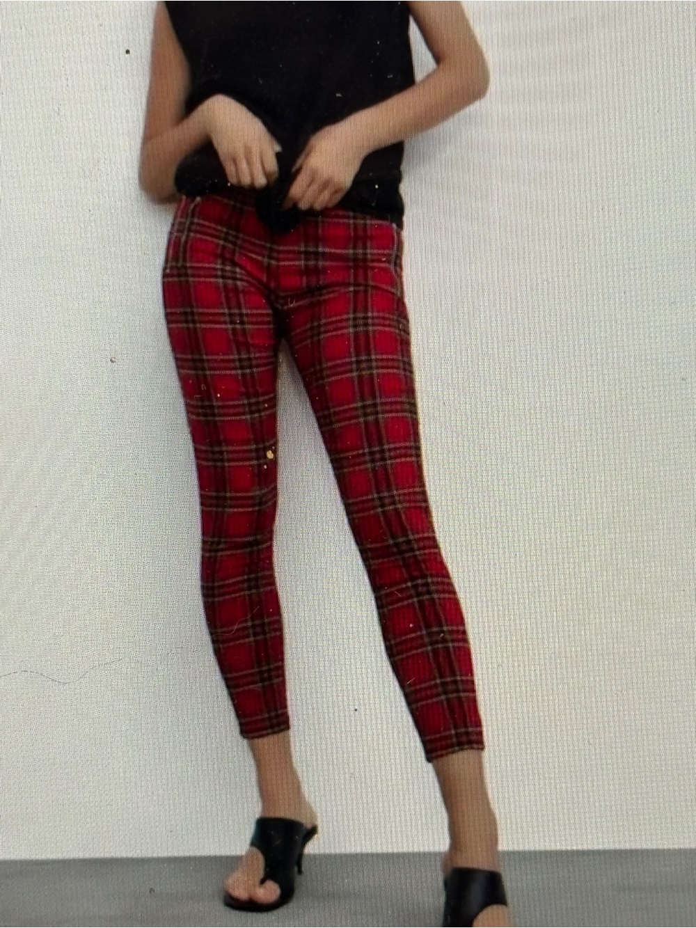 Zara  Red & Black Plaid Skinny Pants front zippers XL - Picture 10 of 10